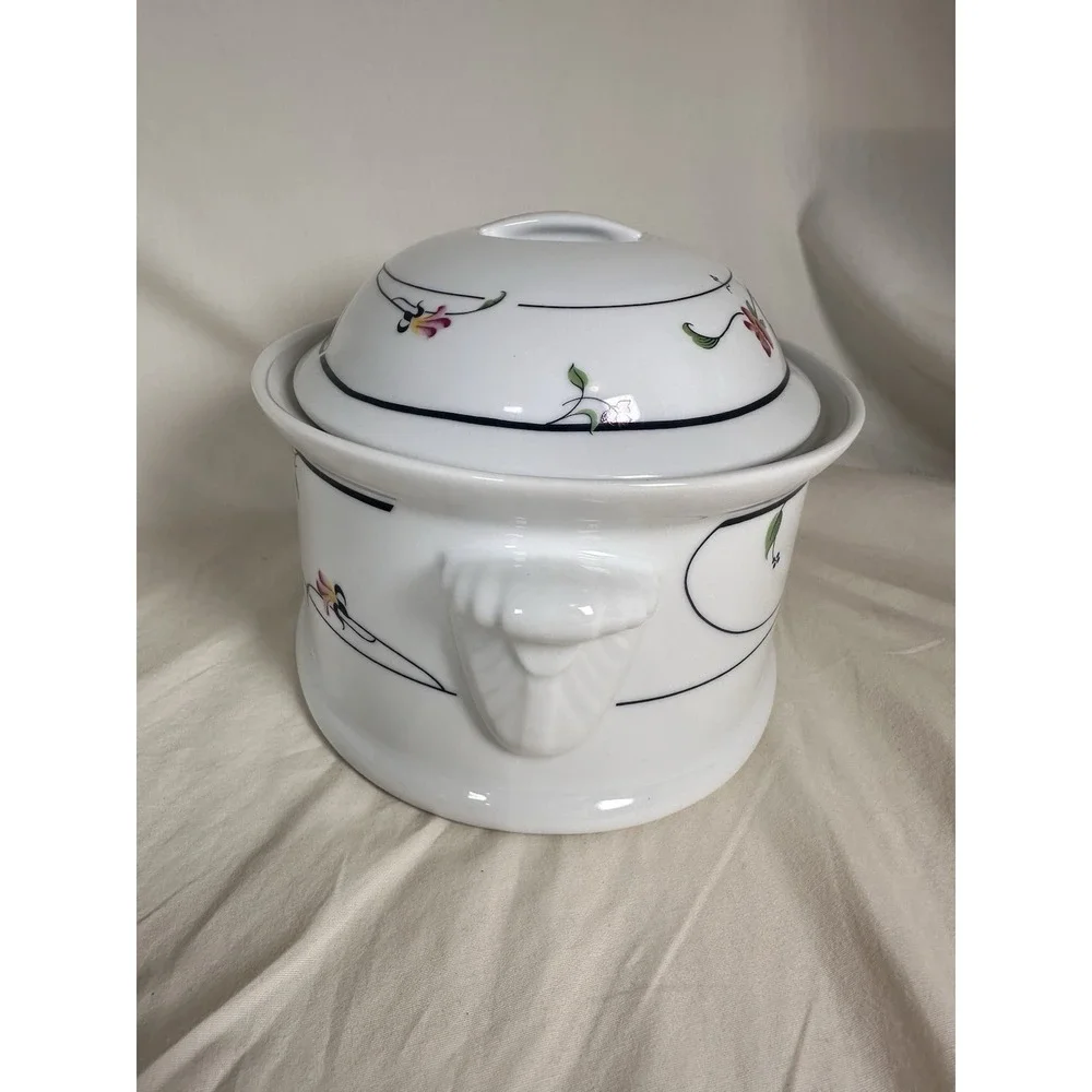 Savoir Vivre Spring Fantasy Covered Casserole Dish Japan Floral‎ Bake Serve 2 Qt